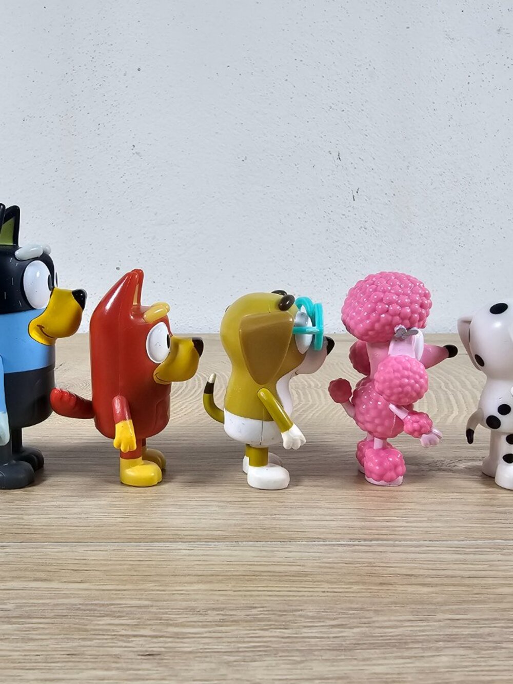 Moose Toys Bluey Figures Lot of 5 Bandit Heeler Dad Rusty Honey Coco Chloe - Picture 7 of 10